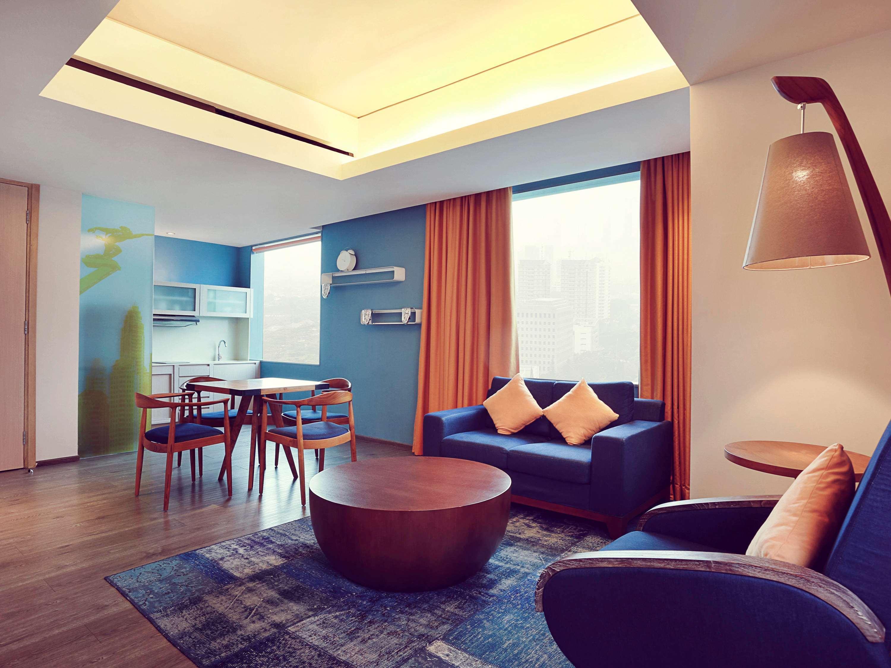 Mercure Jakarta Simatupang Esterno foto