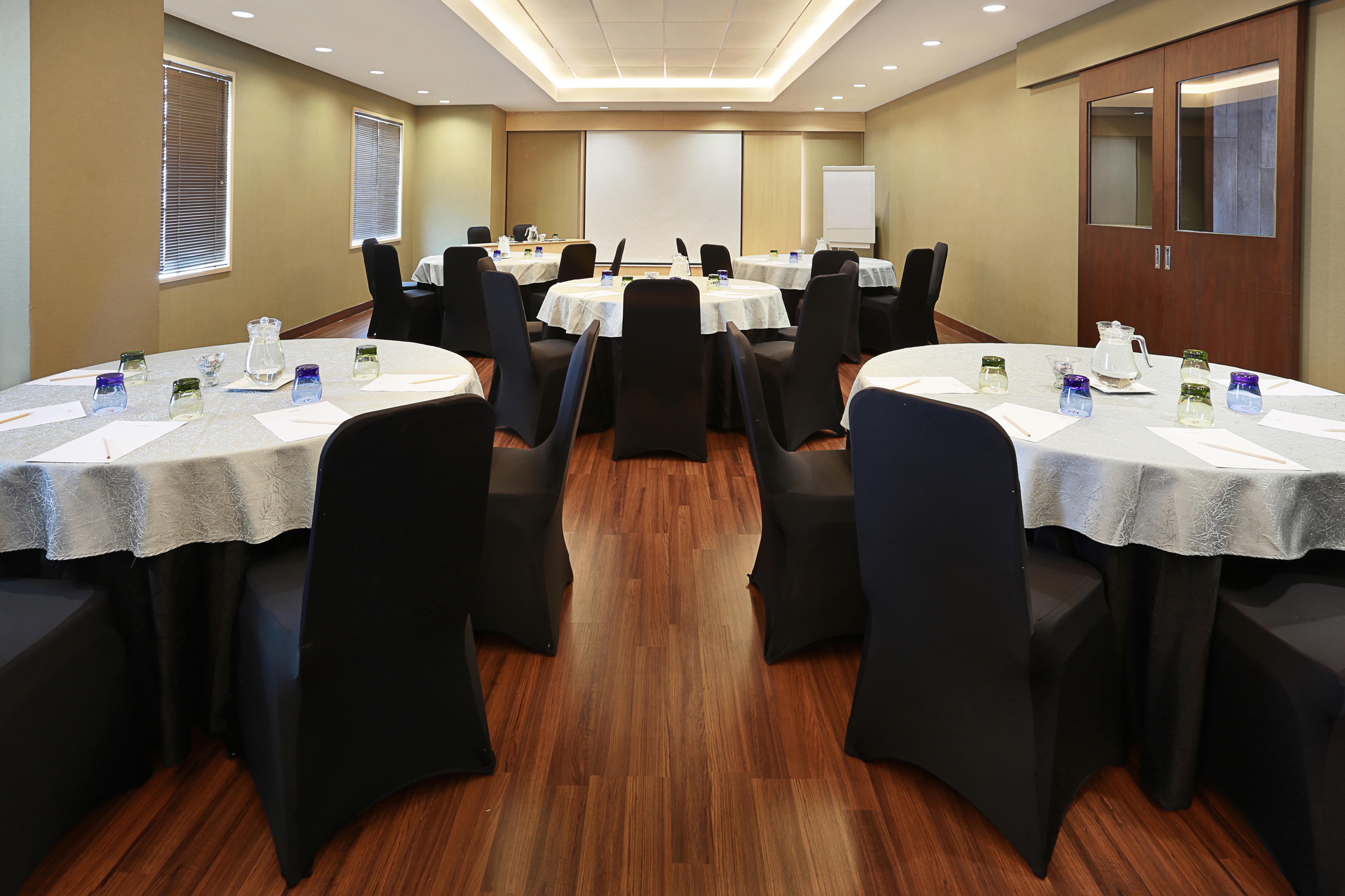Mercure Jakarta Simatupang Esterno foto