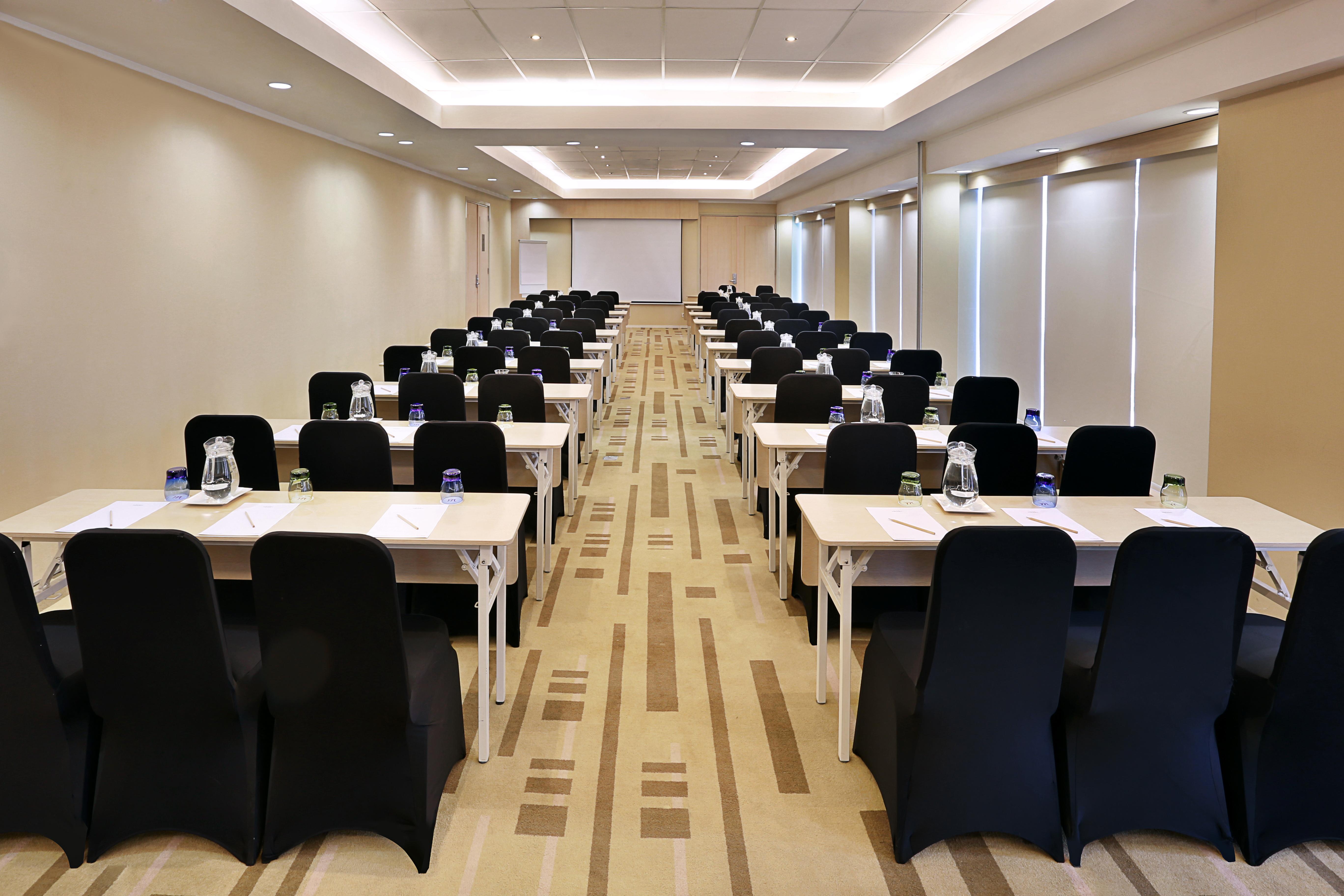 Mercure Jakarta Simatupang Esterno foto